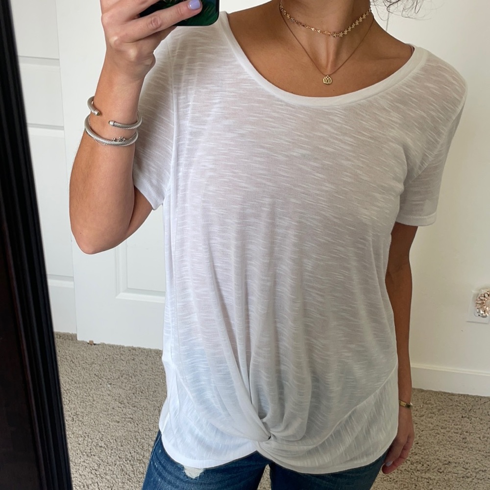 Abercrombie and Fitch basic white tee with knot
